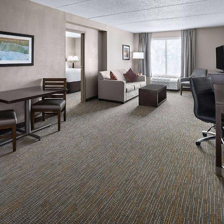 La Quinta Inn & Suites By Wyndham Мурсвилл Экстерьер фото